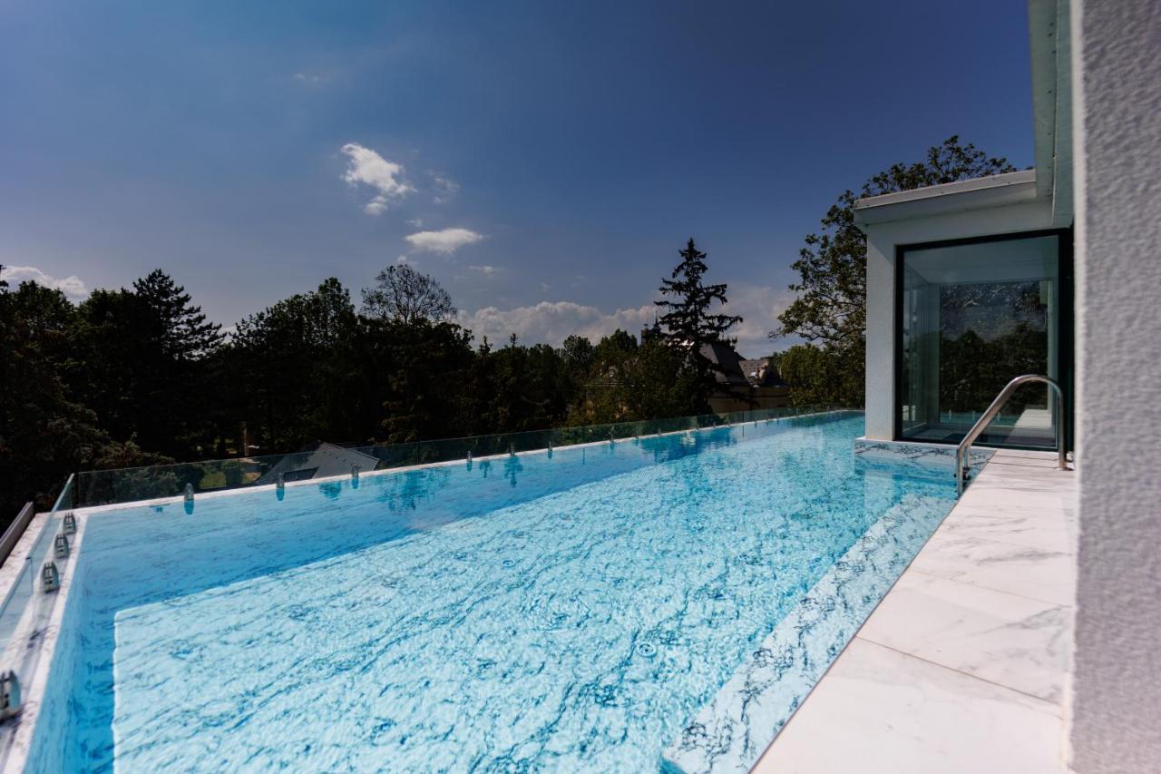Villa Bauhaus Wellness Apartments 207 - Petiteplage Siófok Exteriér fotografie